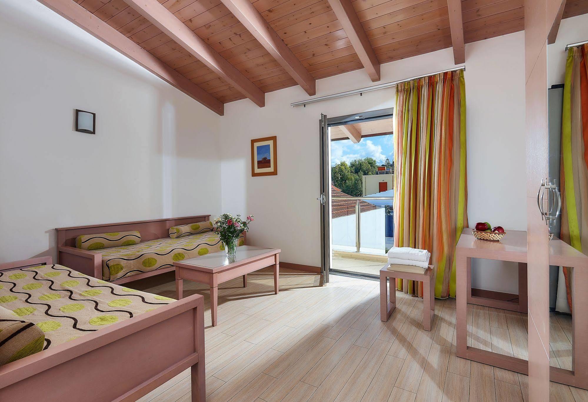 Panormo Beach Hotel Panormos  ภายนอก รูปภาพ
